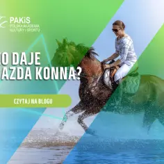 Kobieta na koniu w wodzie. Dowiedz się, co daje jazda konna i jak wpływa na ciało i umysł. Czytaj na blogu!
